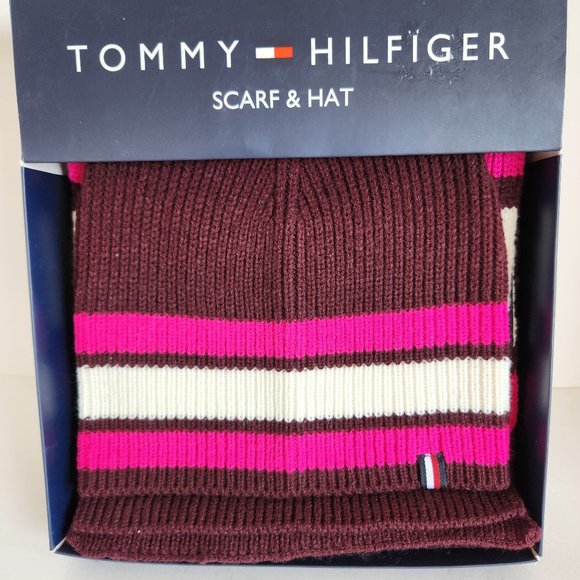 Tommy Hilfiger Winter Hat & Scarf Set - NWT - Picture 1 of 2